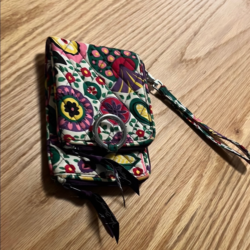 Vera Bradley Red and Pink Quilted Wristlet with magnetic clasp